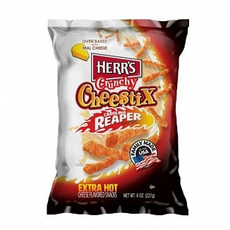 Herr's Crunchy Cheestix Carolina Reaper 227g / 8er Karton